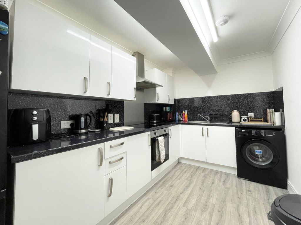 Property photo 3 of 5 Picture No. 03