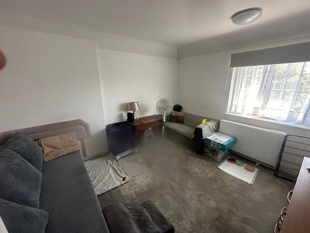 Property photo 2 of 5 Whatsapp Image 2026-09-30 At 11.17.12 (1)