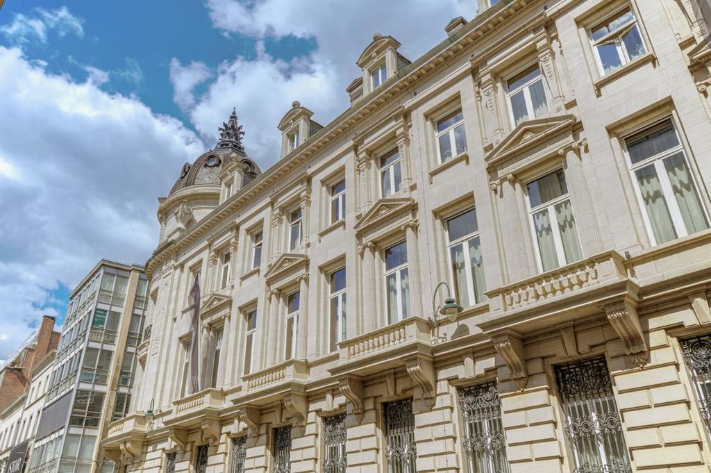 Property photo 3 of 25