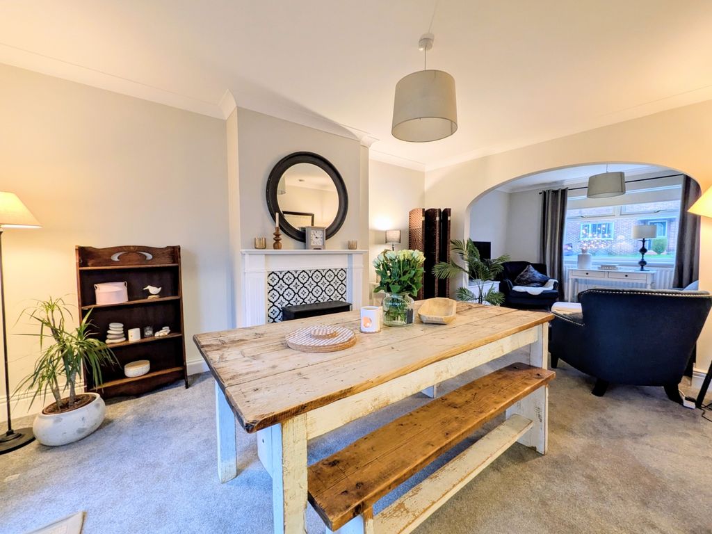 Property photo 2 of 16 1000005393