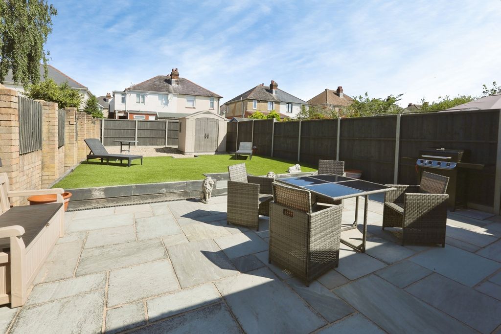 Property photo 3 of 19 Pbox-Img.Jpg