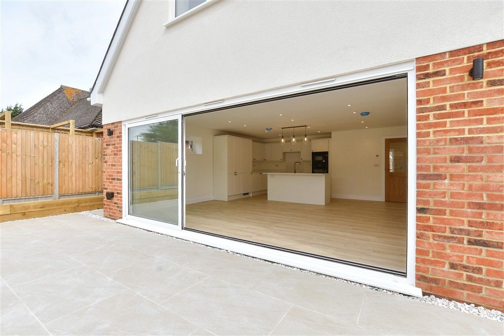 Property photo 2 of 18 External Lifestyle Photograph