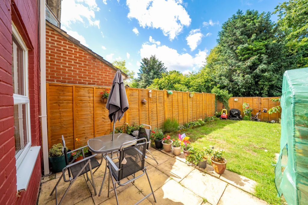 Property photo 2 of 21