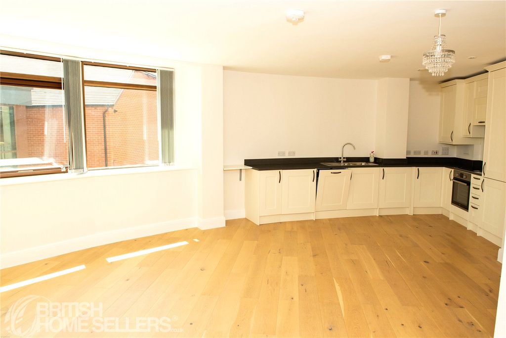 Property photo 3 of 30 Picture No. 16