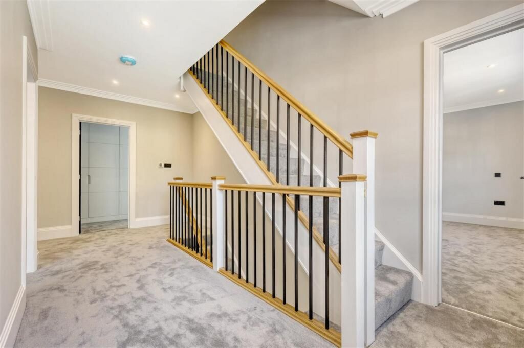 Additional image 18 of 6 bed detached house for saleIvy Chimneys, Epping CM16