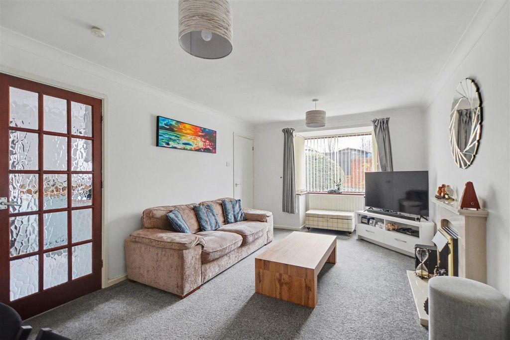 Property photo 2 of 16 Lounge Diner_2.Jpeg