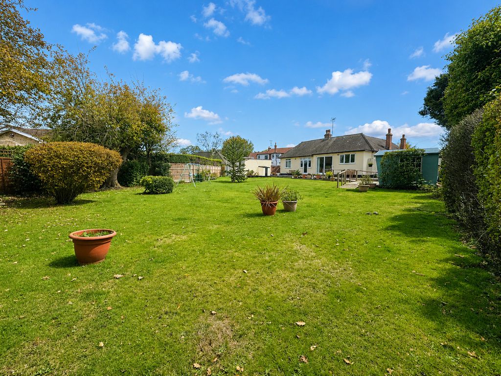 Property photo 3 of 19