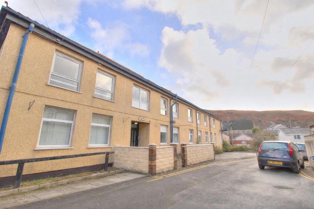 Property photo 1 of 5 Tgamvncyvu6Mnxmkij_Esw.Png