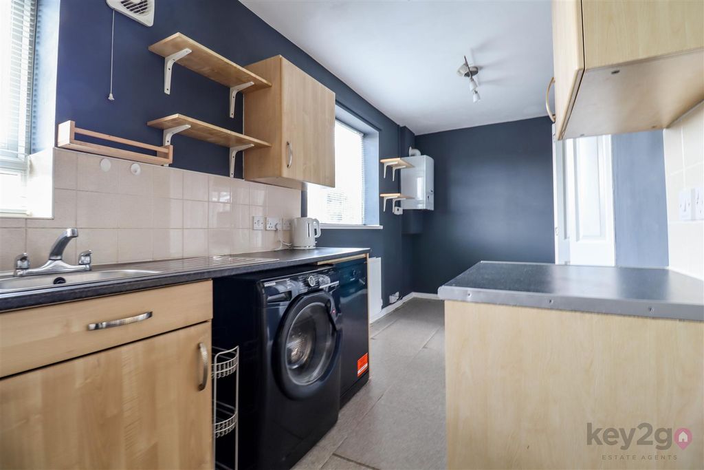 Property photo 3 of 13 Img_2110.Jpg