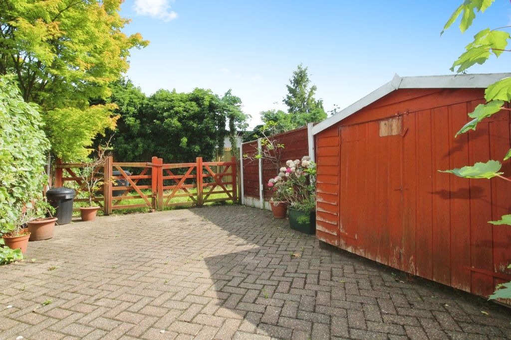 Property photo 3 of 6 Picture No. 05