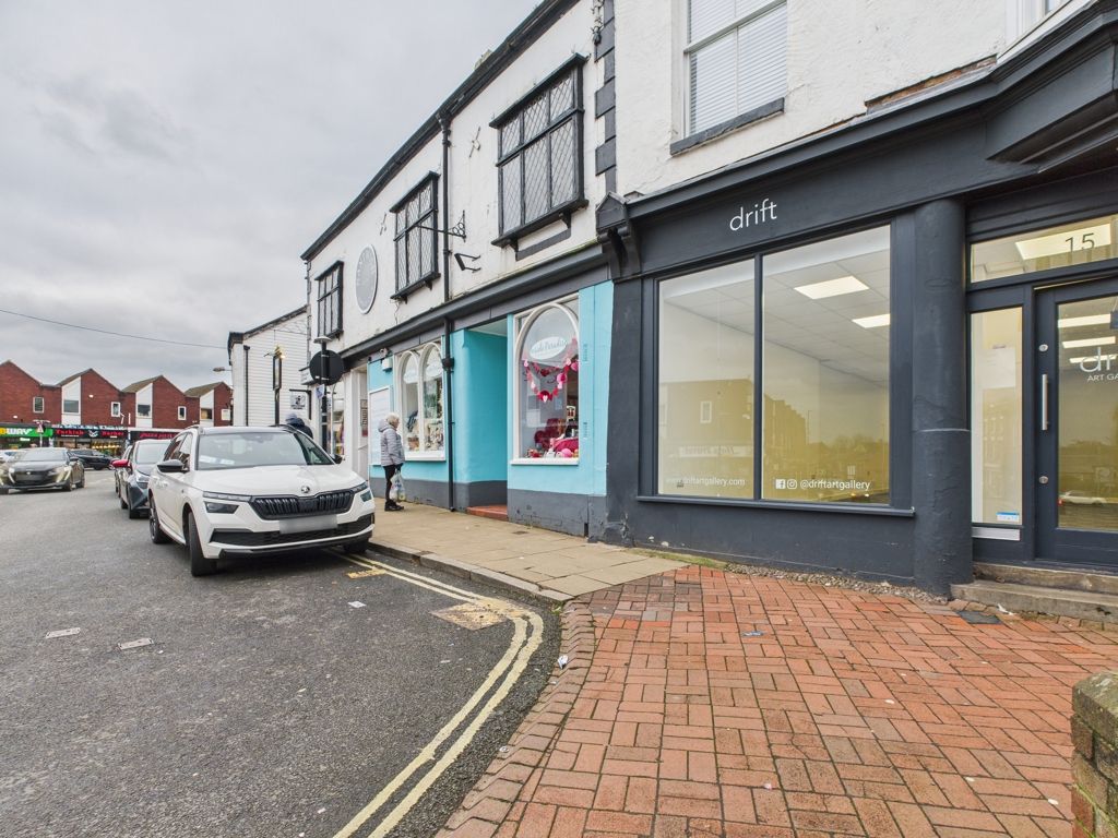 Property photo 3 of 7 Photo 10