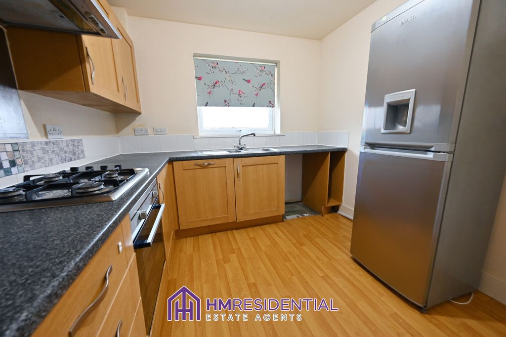 Property photo 3 of 10 Gallery