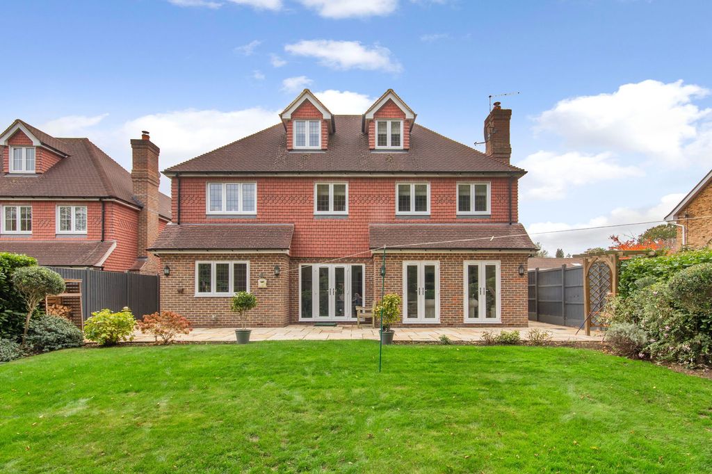 Property photo 2 of 59