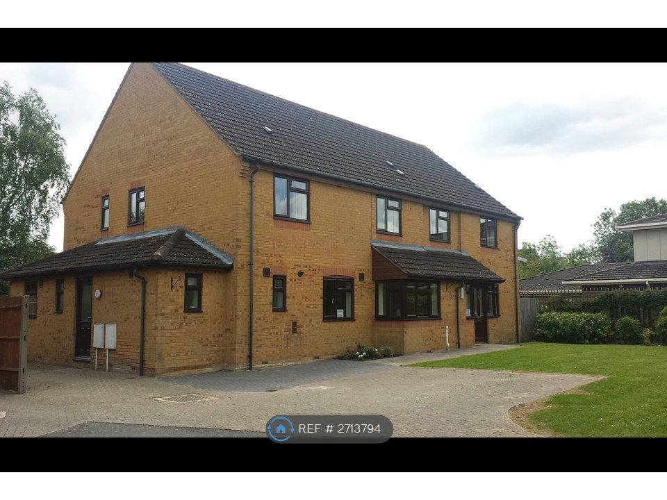 Property photo 1 of 10 Outside