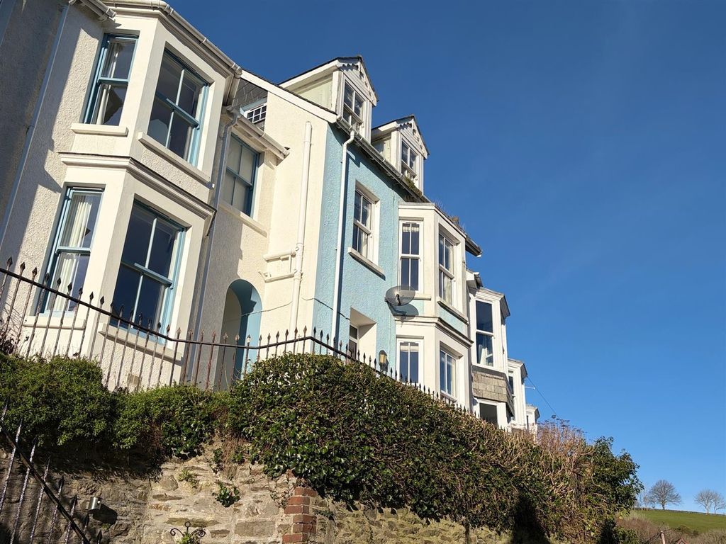 Property photo 1 of 21 Front.Jpg