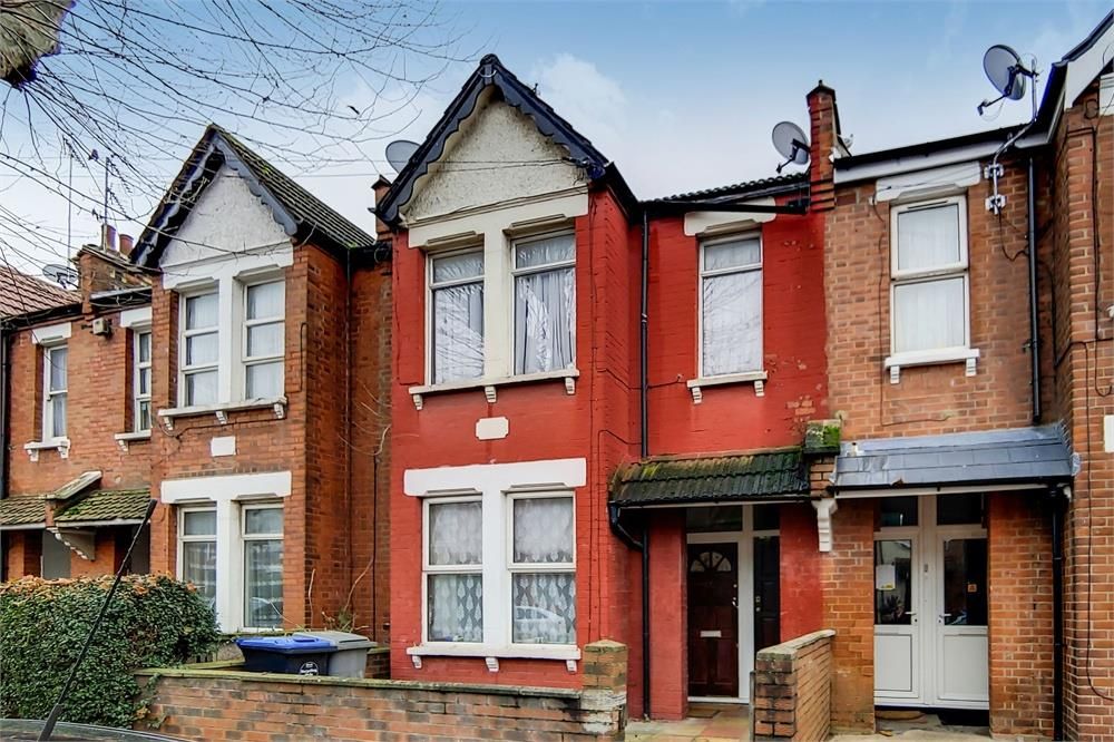 Property photo 1 of 8 7