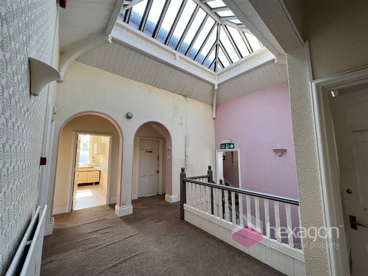 Property photo 2 of 4