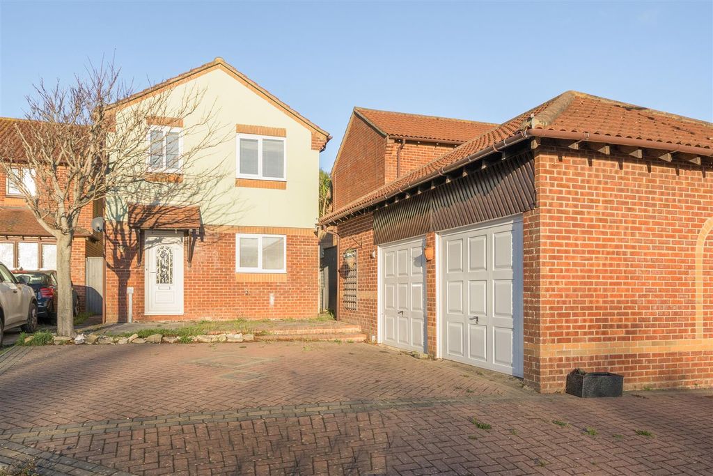 Property photo 1 of 14 Front Elevation