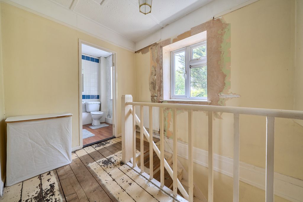 Property photo 3 of 18 146566576A106877F3c67