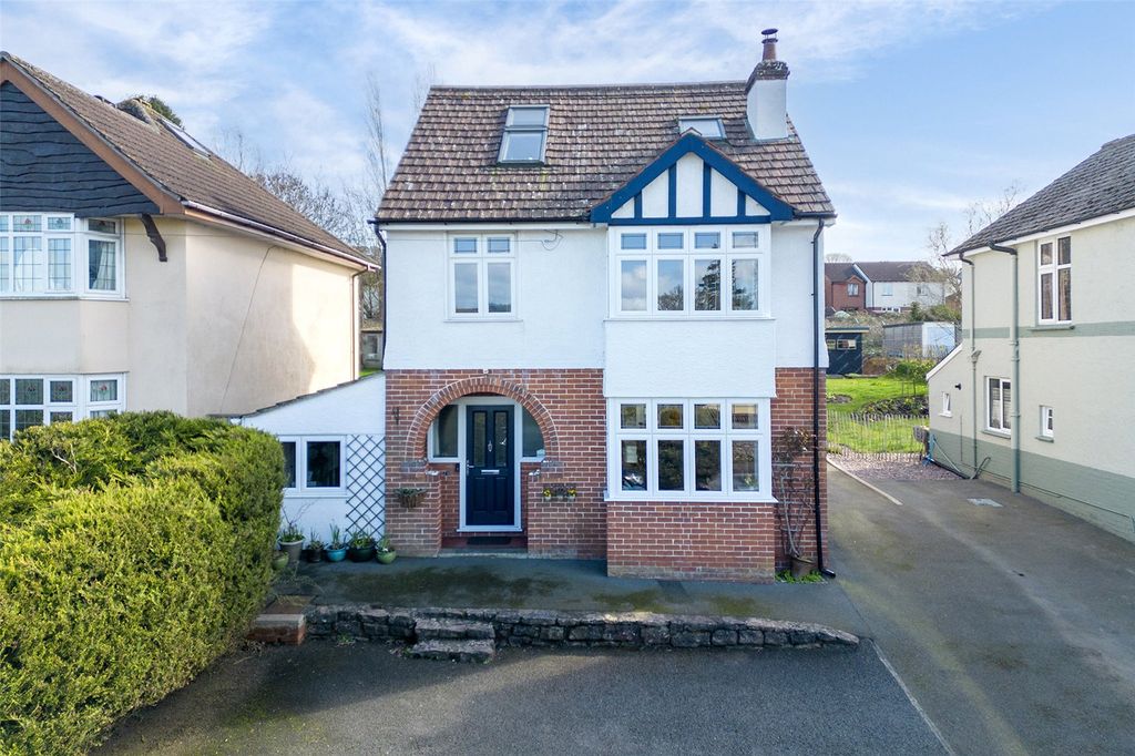 Property photo 1 of 57 Picture No. 58