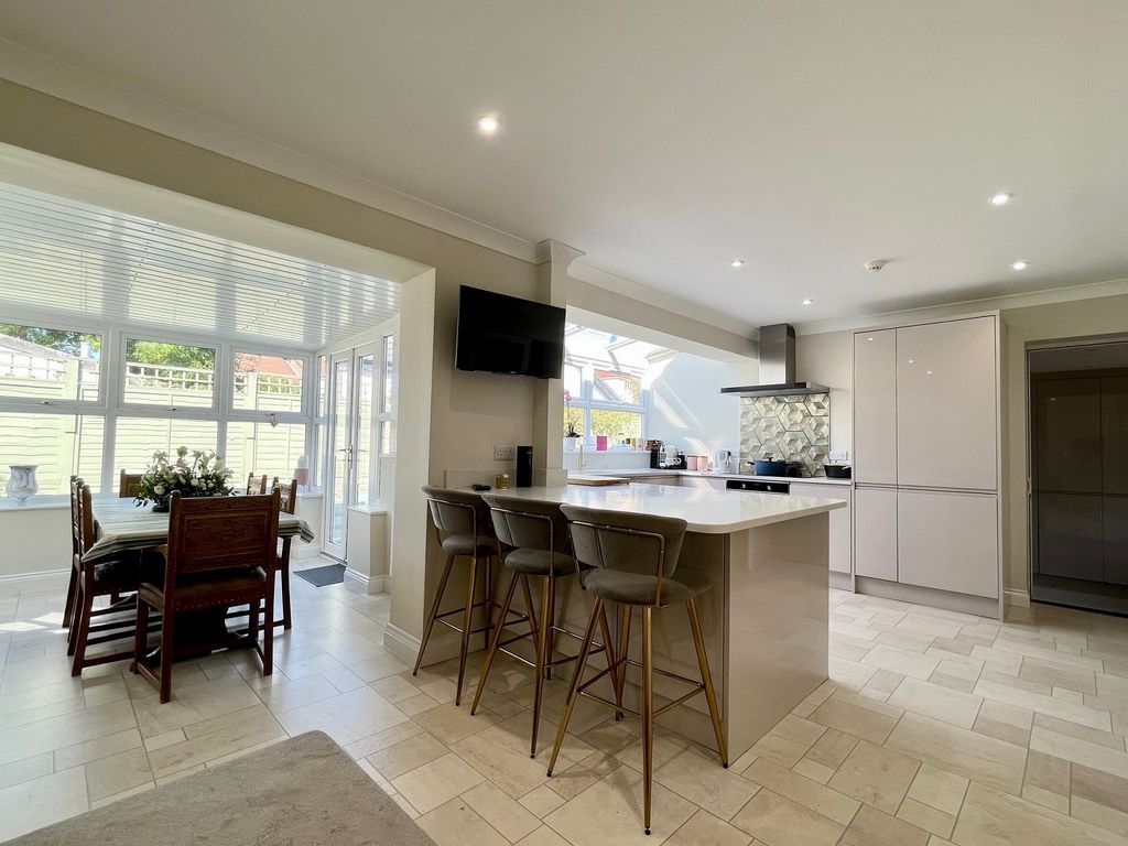 Property photo 3 of 21 Not Specified