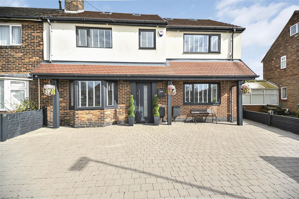 Property photo 1 of 59 19 Shelley Street External (5).Jpg