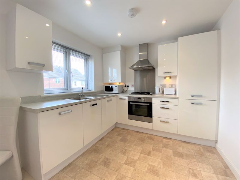 Property photo 2 of 12 Photo 17