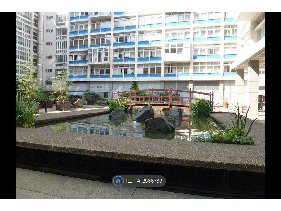 Property photo 1 of 12 Courtyard