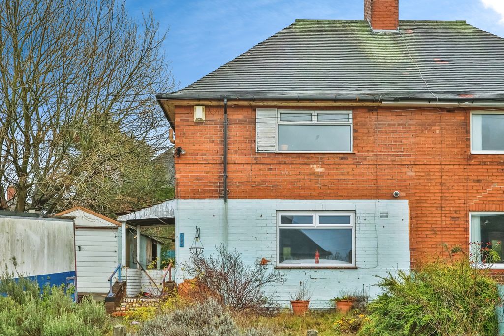 Property photo 2 of 15