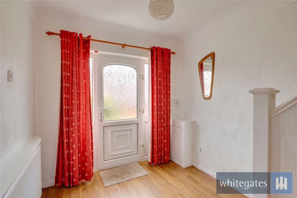 Property photo 3 of 31 Picture No. 03