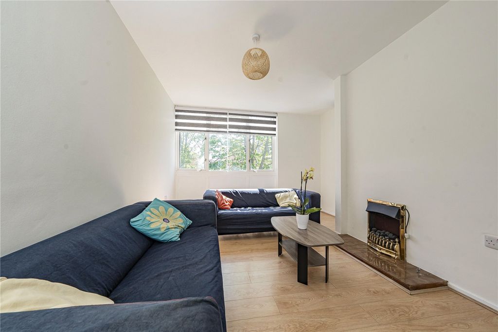Property photo 2 of 15 Picture No. 07