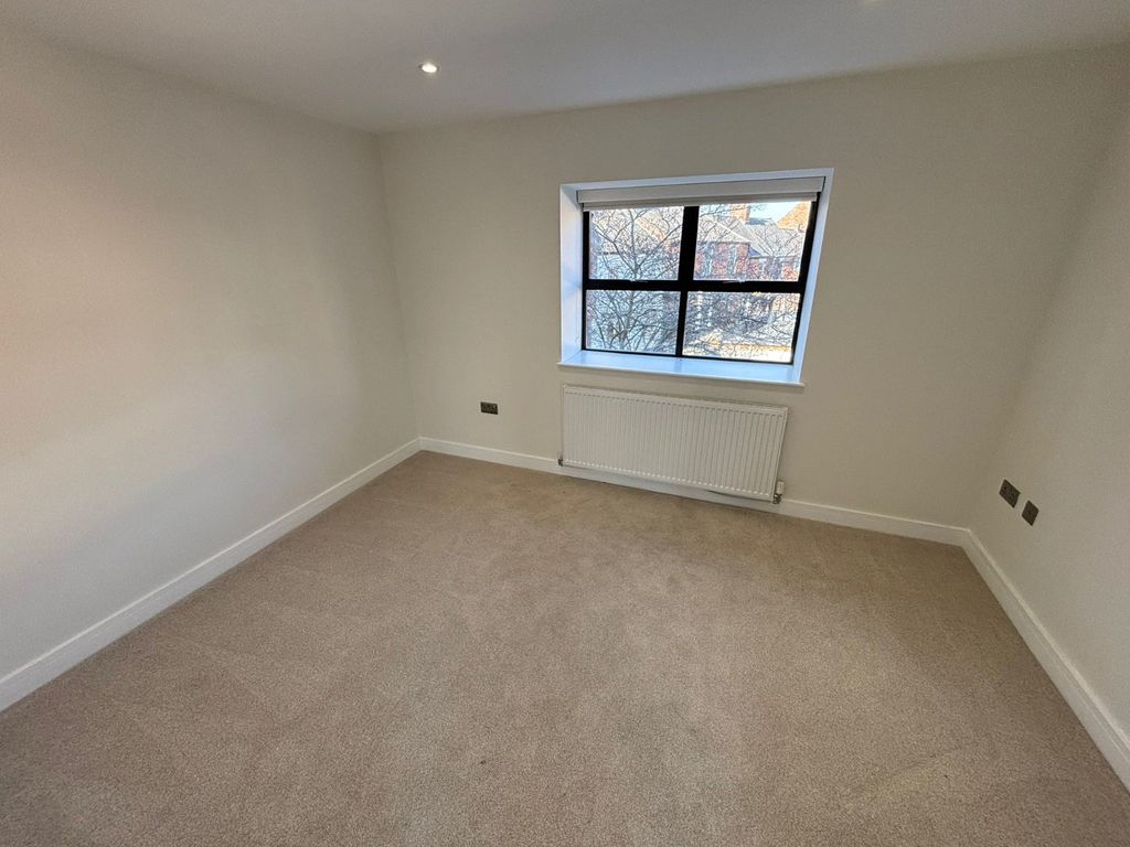 Property photo 3 of 4 Bedroom