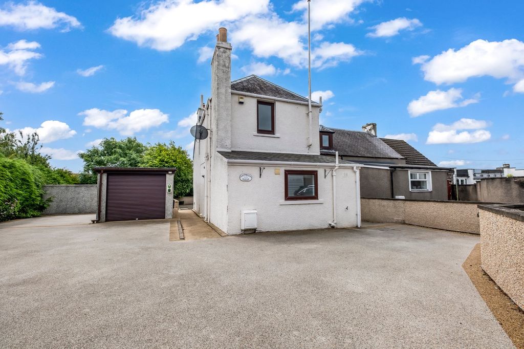 Property photo 1 of 27
