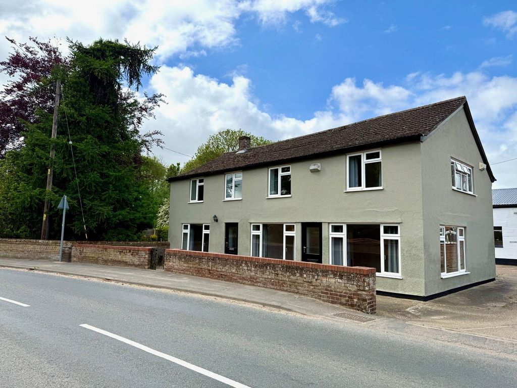 Property photo 1 of 22