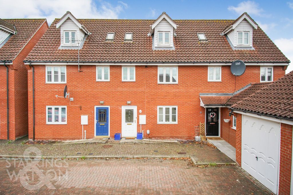 Property photo 1 of 21