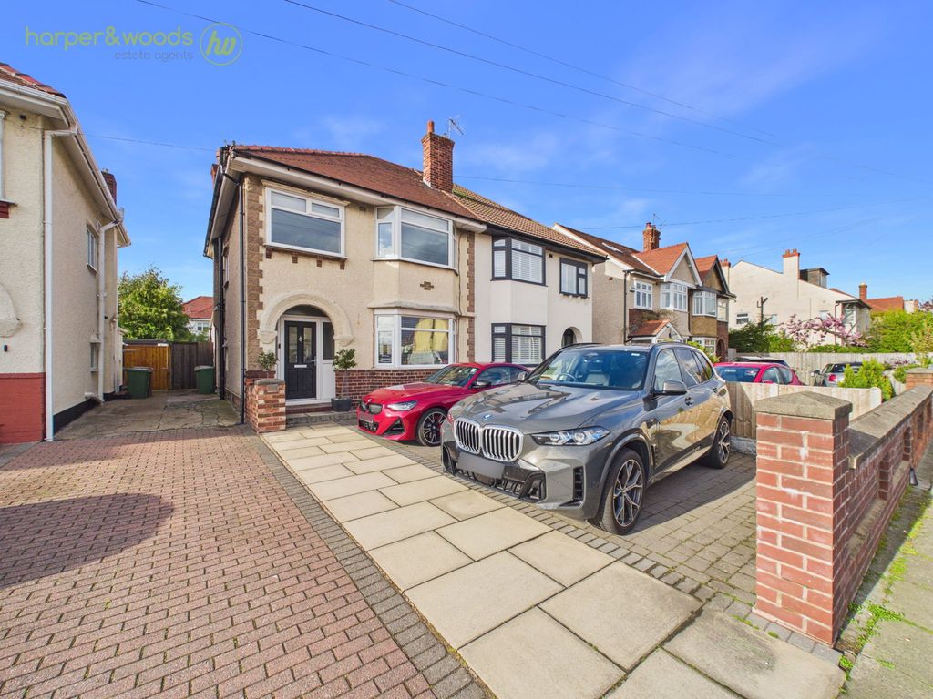 Property photo 1 of 35