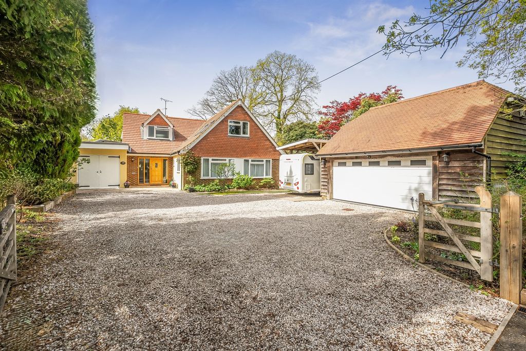 Property photo 1 of 16 (Main)