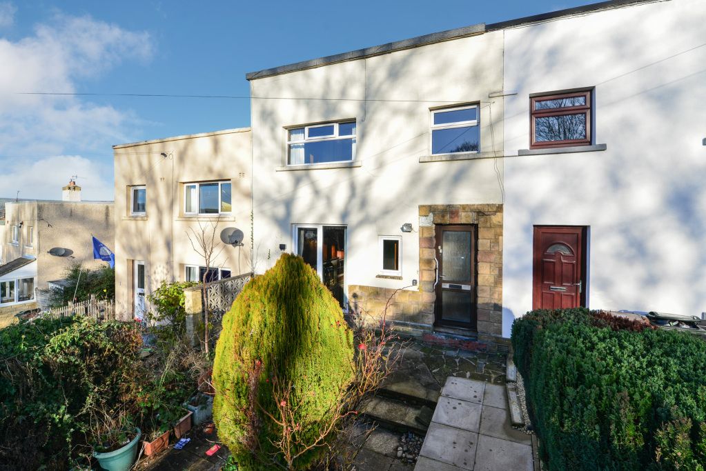 Property photo 1 of 17 Exterior