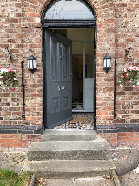 Property photo 2 of 12