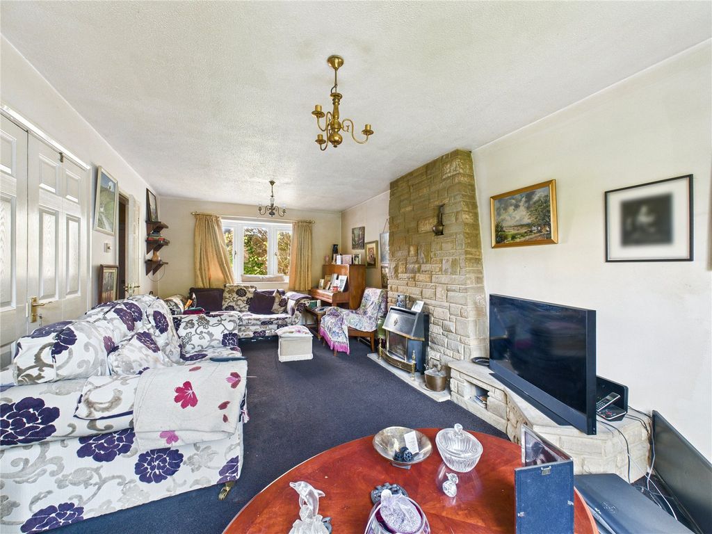 Property photo 3 of 17 3 - Picture No. 02