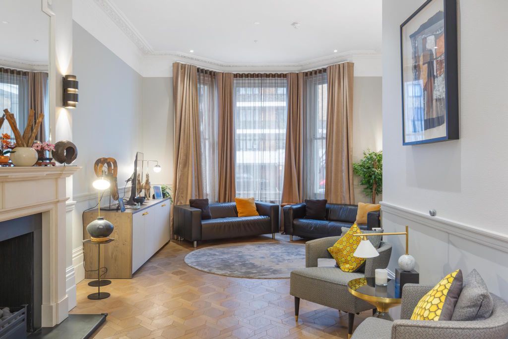 Property photo 2 of 16 Image