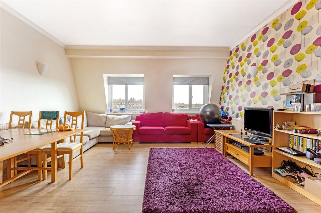 Property photo 3 of 8 Picture No. 22