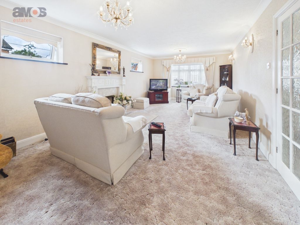 Property photo 2 of 31 5285013