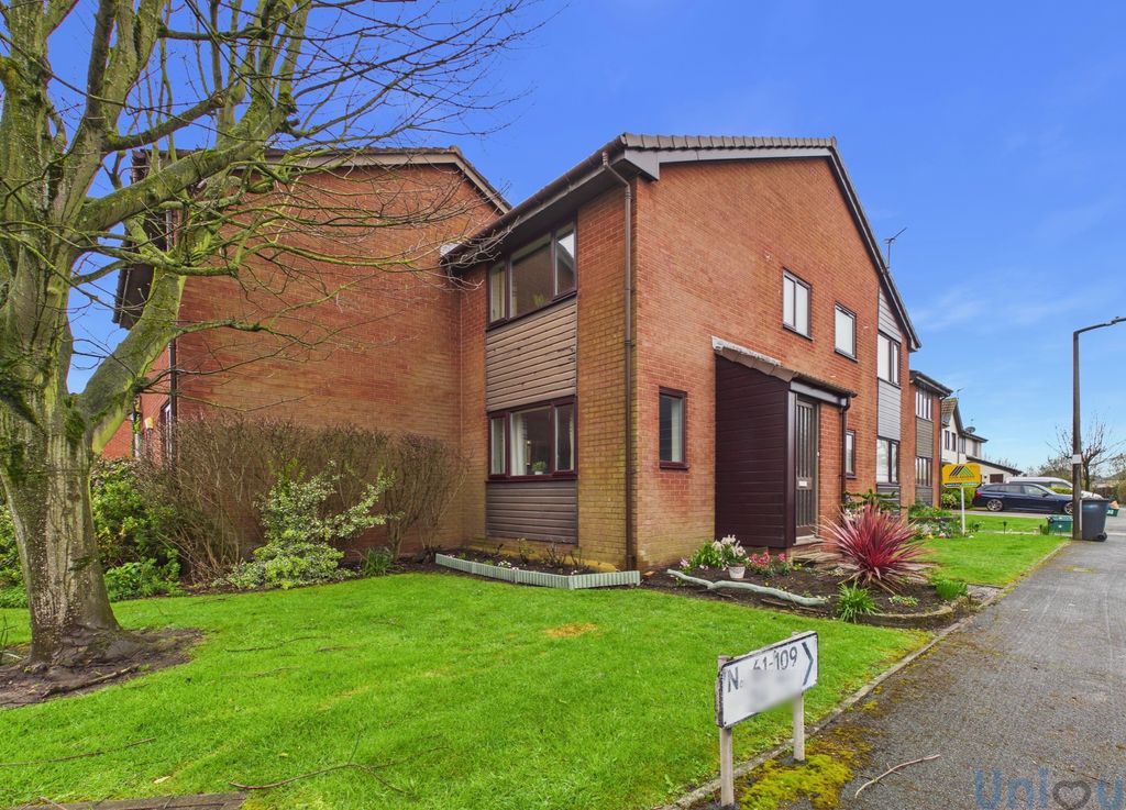 Property photo 1 of 11