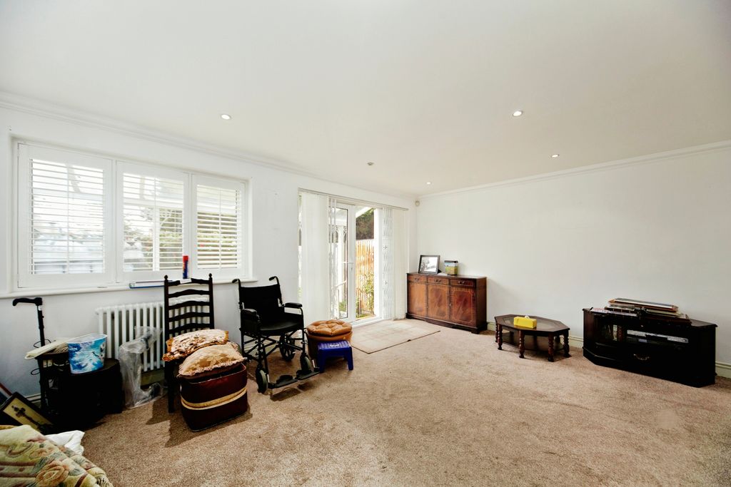 Property photo 3 of 15 Reception Room
