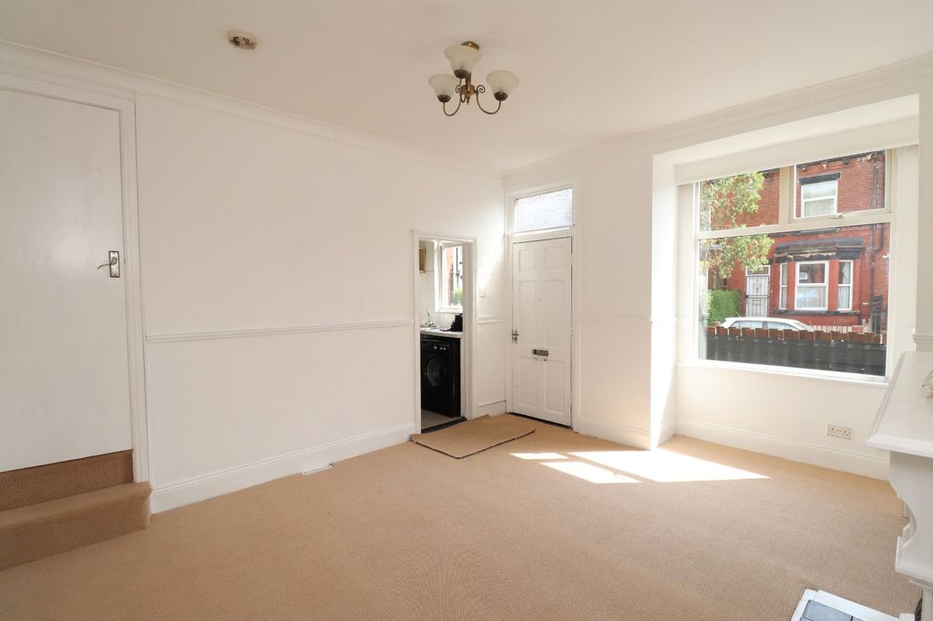 Property photo 3 of 12 Picture No. 21