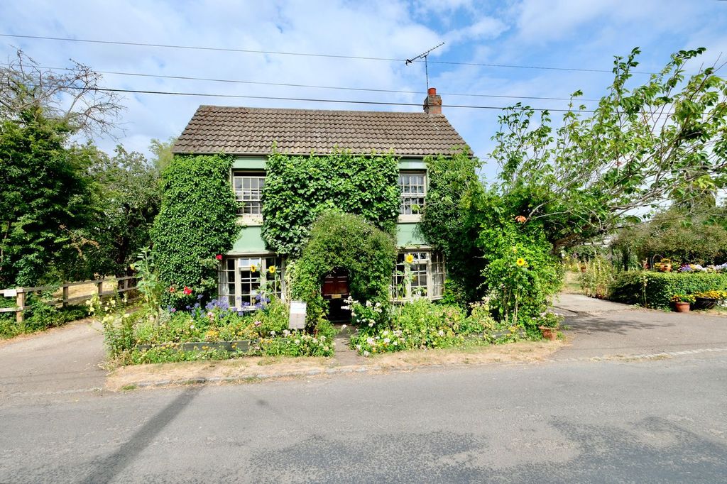 Property photo 1 of 20