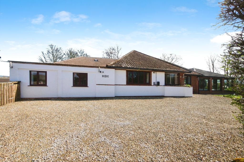Property photo 1 of 17 Front View