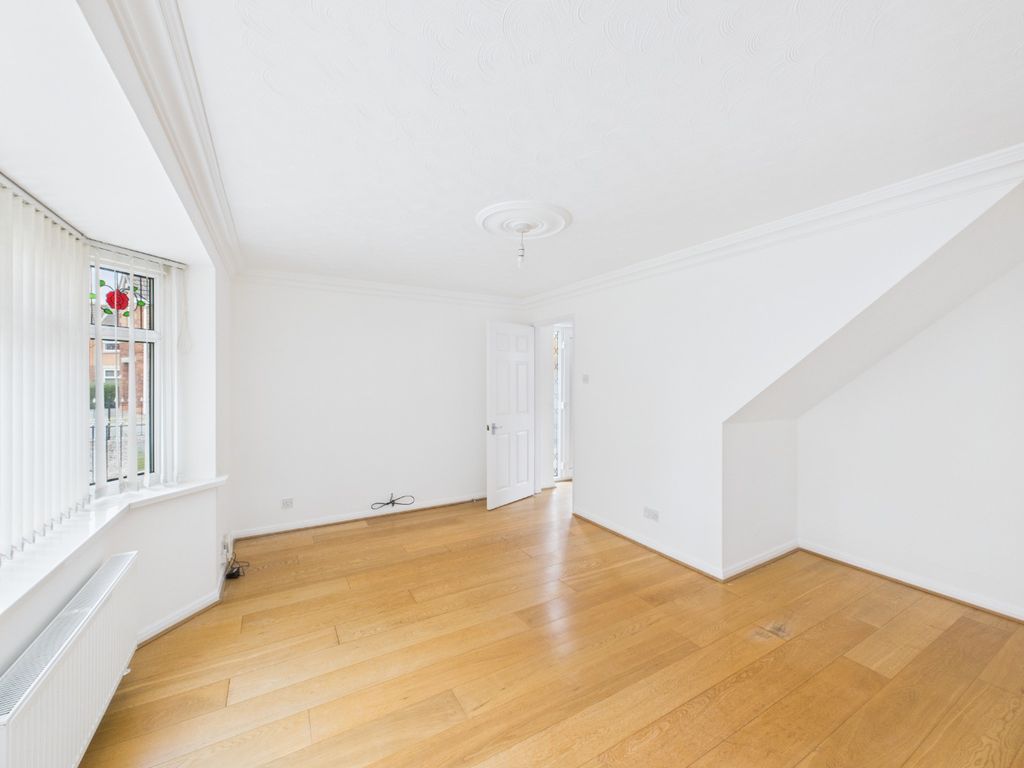 Property photo 3 of 17 46580710