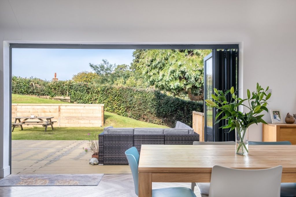 Property photo 3 of 23 Picture No. 39